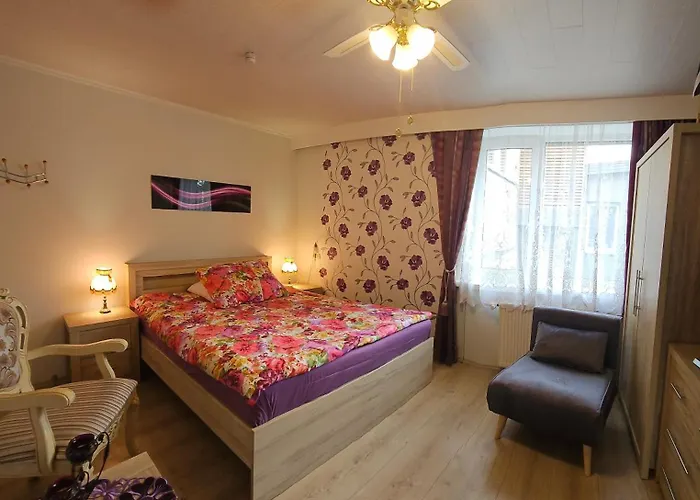 Rommi Kodumajutus * بارنو